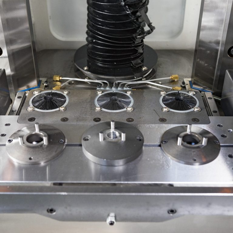 Servo table-up broaching machine with automation: An example of front wheel hub broaching 15 ton